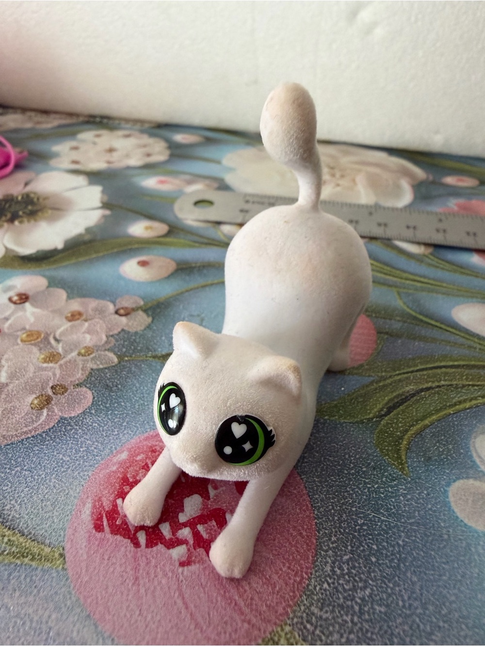 Crayola Scribble Scrubbie Cat Jake Green Eyes White Washable Fun Figure 2.5"
